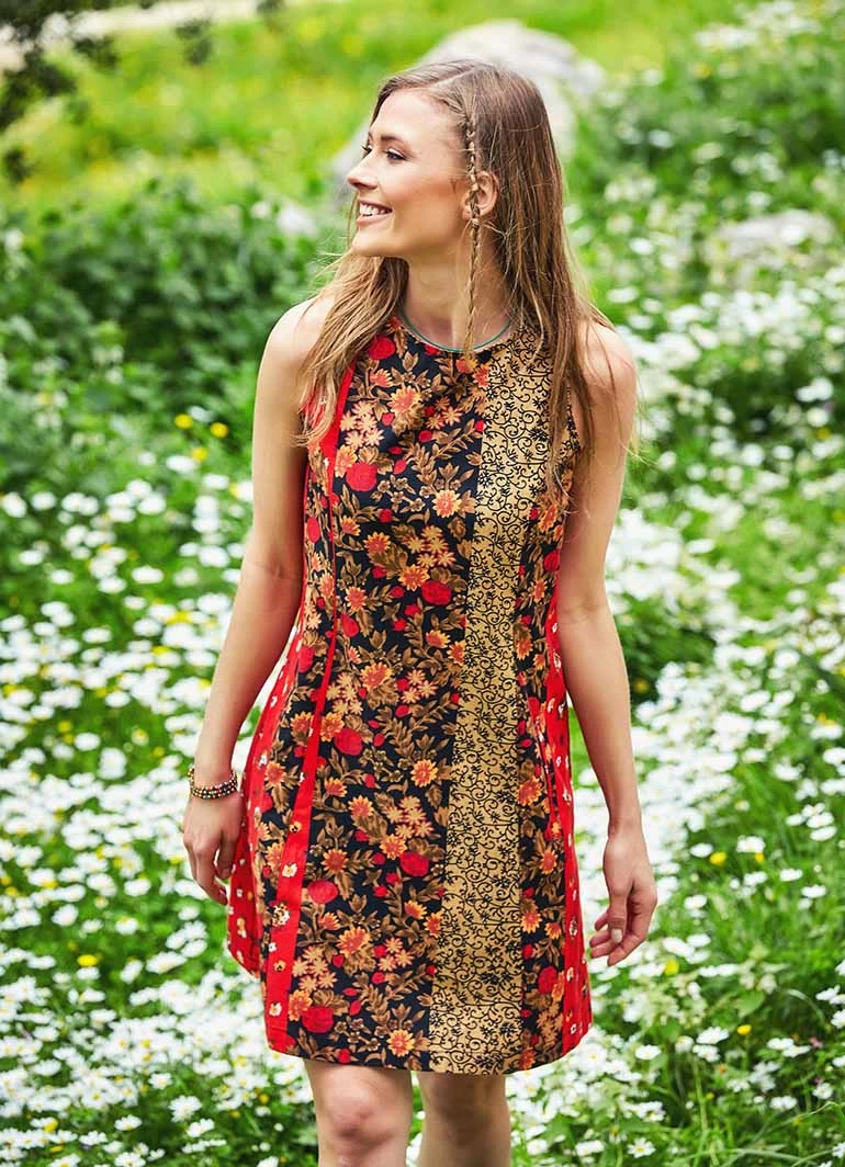 PATCH PRINT MINI DRESS – SAFIA